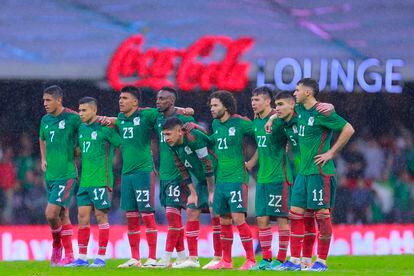Parte del equipo de la Selección mexicana, durante un partido en el Estadio Azteca de Ciudad de México, el pasado 21 de noviembre.