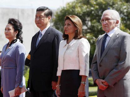 La presidenta de Costa Rica recibe al presidente chino. 