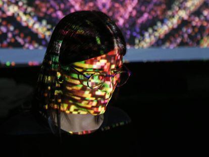 Una de las dj que pinchó en la 'algorave' que se celebró en Matadero Madrid.
