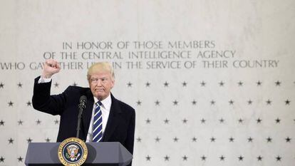 Trump, en la sede de la CIA, el pasado enero, en su segundo d&iacute;a como presidente