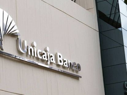 Oficinas de Unicaja Banco, en una imagen de archivo.