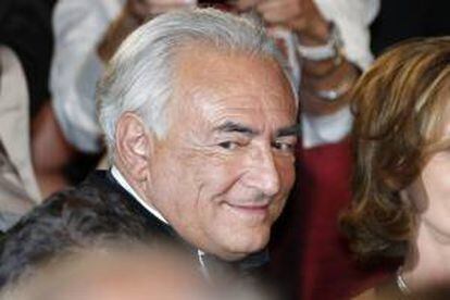 El sistema financiero internacional no está en el origen de la crisis económico-financiera, según (FMI), Dominique Strauss-Kahn. EFE/Archivo