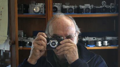 Entrevista con el director Carlos Saura en su finca de Collado Mediano (Madrid), El Jaralón, en mayo de 2009.