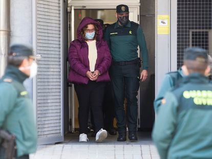 Una mujer detenida en el marco del operativo vinculado con la fabricación de narcolanchas que la Policía Nacional y la Guardia Civil desarrolló este martes en varias localidades de Pontevedra, han pasado este jueves a disposición judicial en el juzgado de Cambados (Pontevedra).