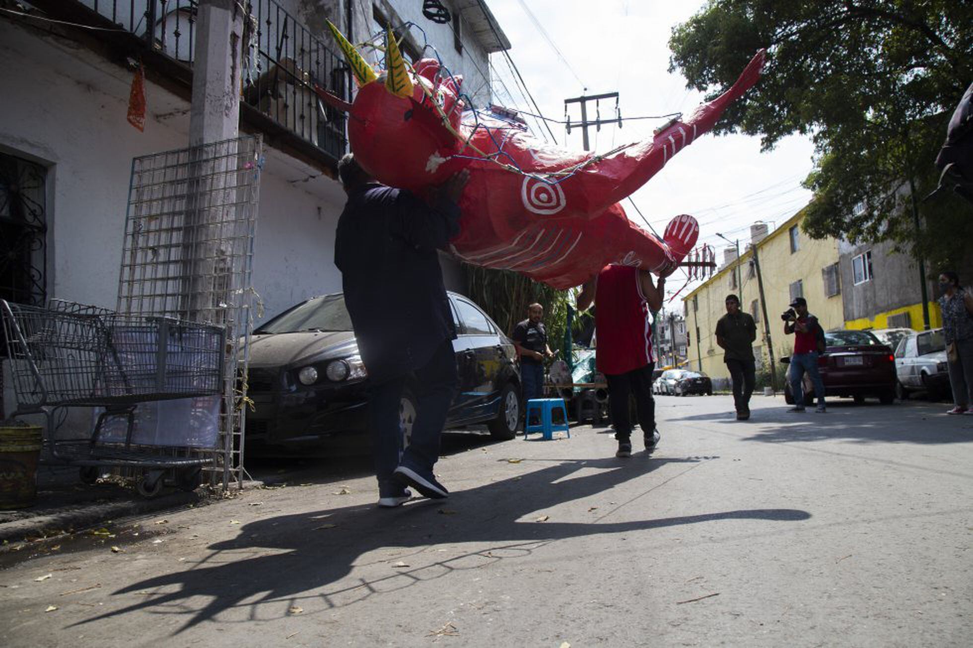 La Tradicional Quema De Judas En Ciudad De México Fotos Fotos