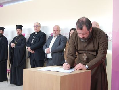 Los principales líderes de las confesiones religiosas firman una declaración donde arremeten contra las leyes del aborto y la eutanasia.