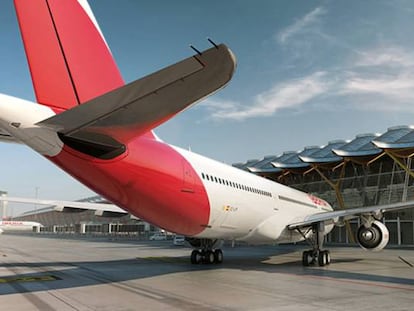 Un avi&oacute;n de Iberia en el aeropuerto 