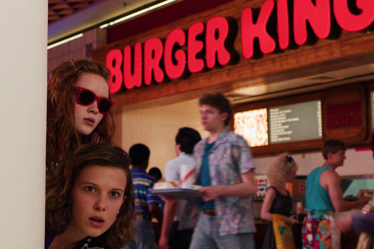 Burguer King ha lanzado una hamburguesa homenaje a la tercera temporada de la serie. En la imagen, uno de los fotogramas de esta temporada.