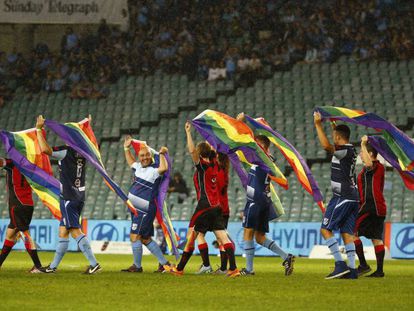 Un equipo de fútbol gay australiano antes de un partido. Getty Images