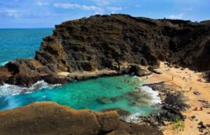 Playa de Halona Cove, en Hawái.