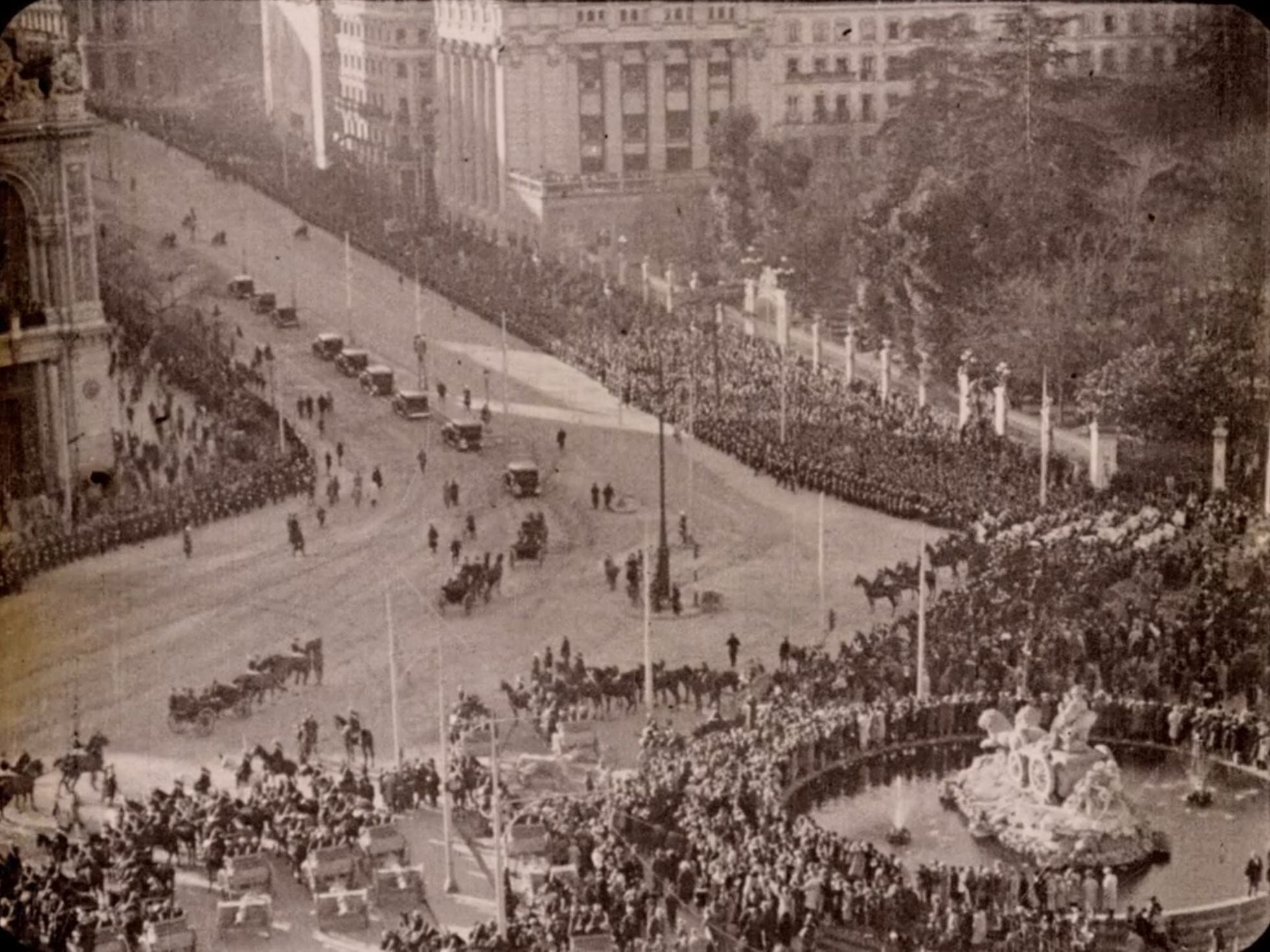 El nacimiento de la Segunda República, restaurado en imagen y sonido |  Cultura | EL PAÍS