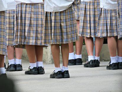 Alumnas de un colegio privado segregado.