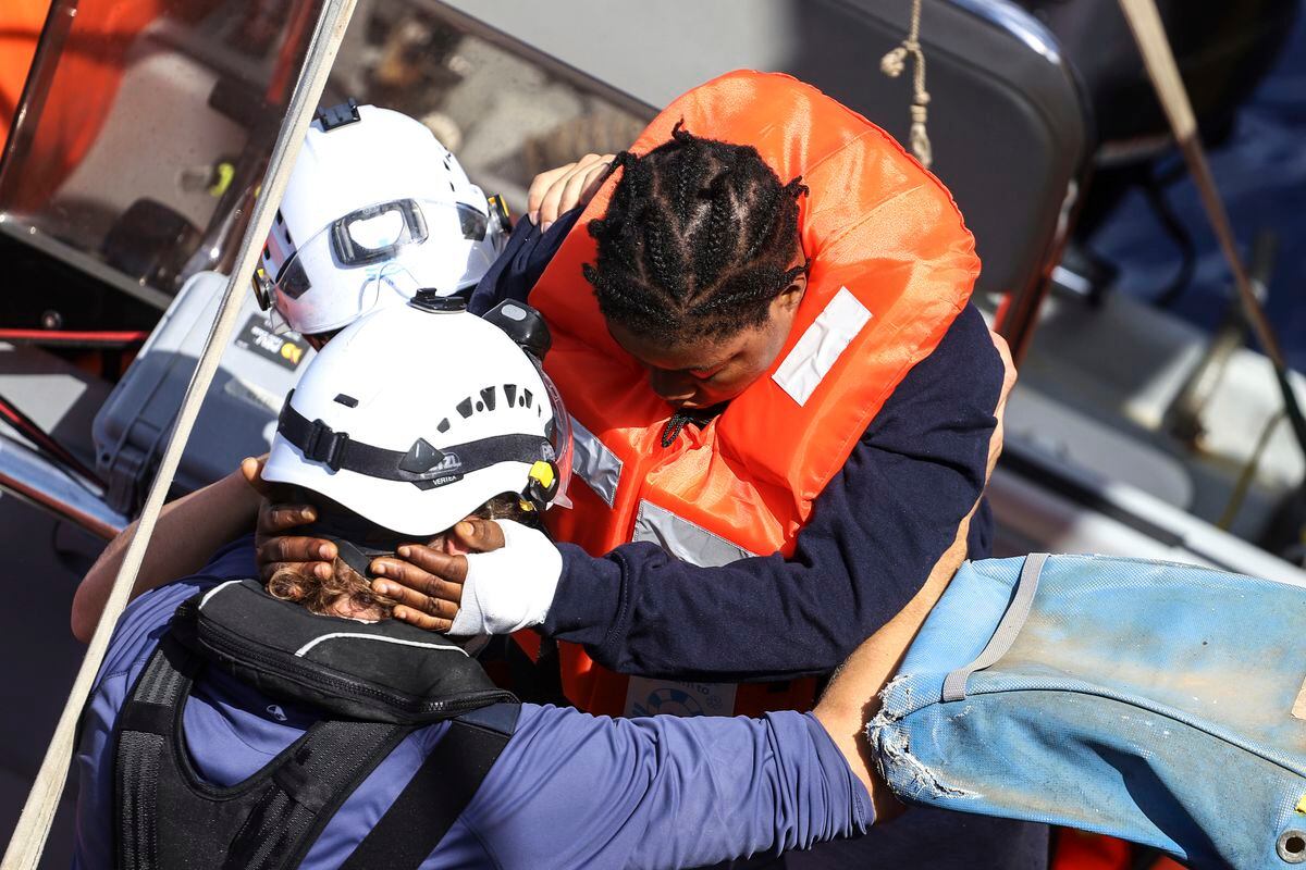 Pozzallo: l’Italia consente lo sbarco di 406 immigrati a bordo della ‘Sea Watch 3’ in Sicilia |  Internazionale