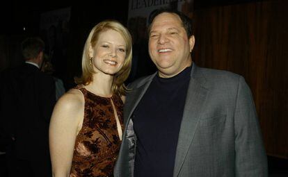 Harvey Weinstein y su entonces esposa Eve Chilton, en una imagen de 2002.