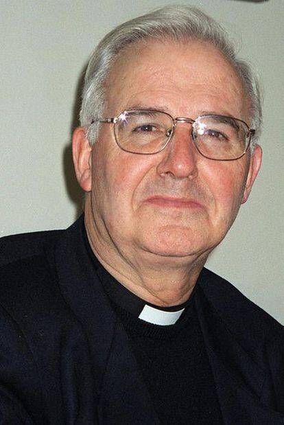 Monseñor Antonio Peteiro.