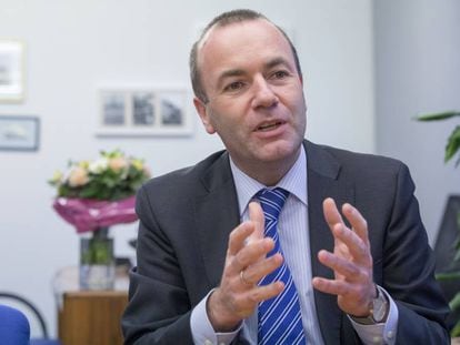 Manfred Weber, líder del Partido Popular Europeo en la Eurocámara, durante una entrevista.