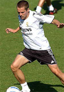 Michael Owen, durante un entrenamiento con el Madrid.