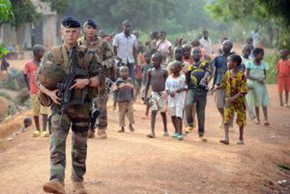 Soldados franceses el pasado mayo en Bangui, capital de Rep&uacute;blica Centroafricana.