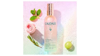 Recomendaciones a la hora de usar el agua de belleza de Caudalie.