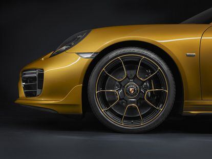 Este modelo le sirve a Porsche para presentar una nueva marca, Porsche Exclusive Manufaktur, un servicio de la propia fábrica especializada en la modificación personalizada de los modelos. También hará funciones de asesoramiento a clientes, y desarrollará equipamientos especiales para cada modelo.