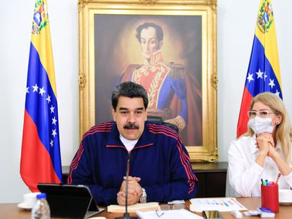 El presidente venezolano, Nicolás Maduro, y su esposa, Cilia Flores, durante una comparecencia.