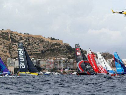 Las veleros durante la primera etapa de la Volvo Ocean Race desde Alicante.