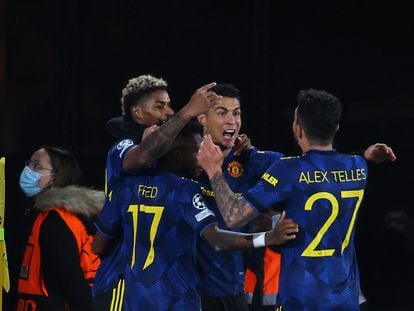 Cristiano celebra el 0-1 con sus compañeros.