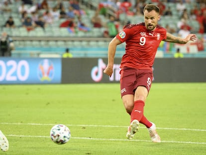 Seferovic con la selección suiza durante esta Eurocopa.