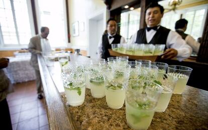 Mojitos listos para la reapertura de la embajada cubana en Washington