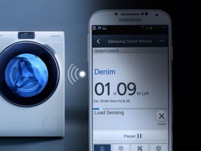 Samsung Crystal Blue, la lavadora inteligente con wifi, pantalla táctil y un Galaxy S4 de regalo