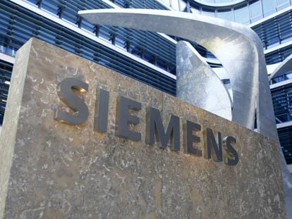 La entrada a las oficinas centrales de Siemens en M&uacute;nich.