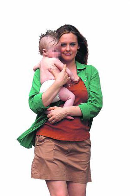 Alicia Silverstone, con su hijo Bear Blu.