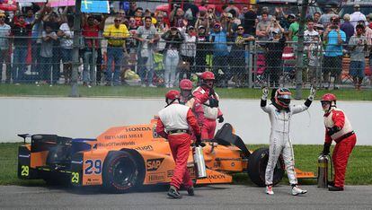El piloto español Fernando Alonso (McLaren-Honda-Andretti Autosport) no pudo terminar su participación en las 500 millas de Indianápolis tras romper motor en la vuelta 179 de la cita