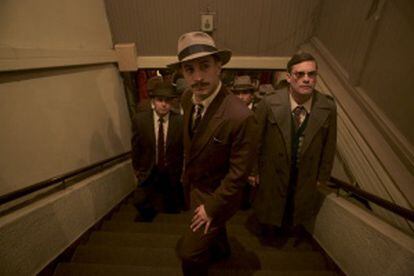 El agente que persigue a Neruda, interpretado por Gael García.
