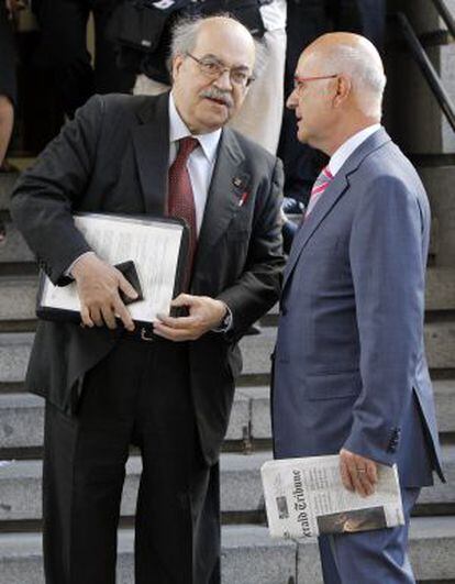 El consejero de Economía. Andre Mas-Colell, junto al presidente catalán, Artur Mas.