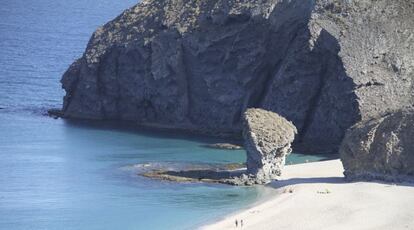 Playa de los Muertos, en Almería.