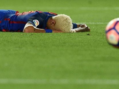 Foto: Neymar se lamenta tras una ocasión fallada. / Vídeo: Rueda de prensa de Luis Enrique.