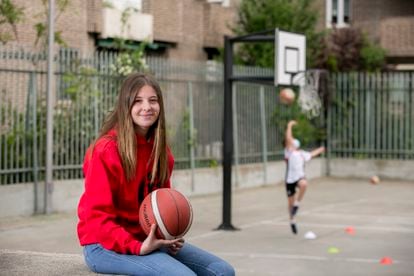 Las 17 nuevas entrenadoras que podrán pelear por un banquillo ACB | Lo  inteligente es seguir | Deportes | EL PAÍS