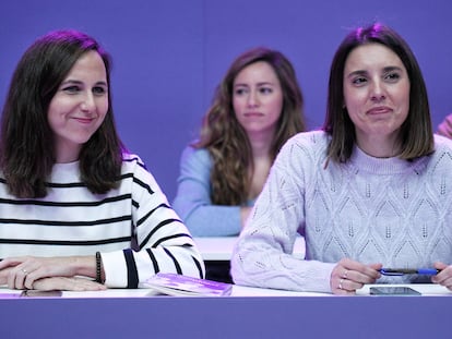 La secretaria general de Podemos, Ione Belarra, y su número dos en el partido, Irene Montero, este sábado en la reunión del Consejo Ciudadano Estatal en Madrid.