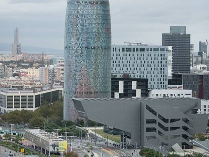 La Torre Glòries, antes llamada Torre Agbar en Barcelona, en una foto de archivo.