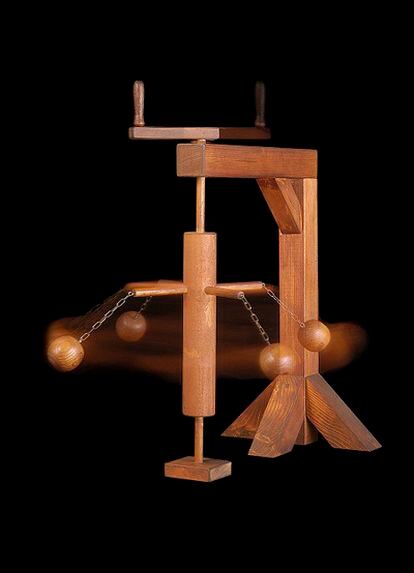 La exposición "Da Vinci, El genio" trae originales inventos, dibujos, escritos y obras del polímata de Florencia. La muestra ofrece varios modelos de las ideas de Da Vinci, como estas ruedas voledoras.