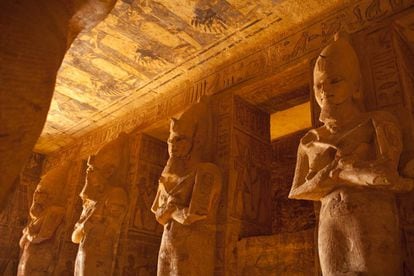 Interior del templo de Abu Simbel, en Egipto.