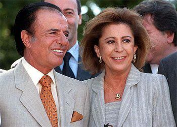 María Julia Alsogaray, junto al ex presidente Carlos Menem, en una fotografía de 1988.