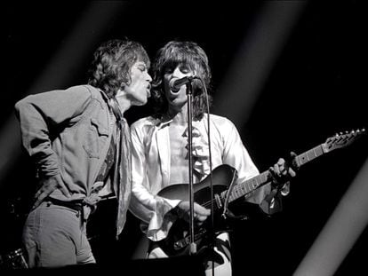 Mick Jagger y Keith Richards durante un concierto en 1972.