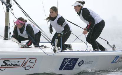 De izquierda a derecha: &Aacute;ngela Pumariega, Sof&iacute;a Toro y Tamara Echegoyen.