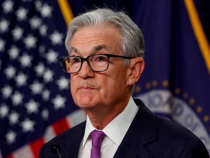 FILE PHOTO: U.S. Federal Reserve Chair Jerome Powell holds a press conference in Washington, U.S, September 20, 2023. REUTERS/Evelyn Hockstein/File Photo