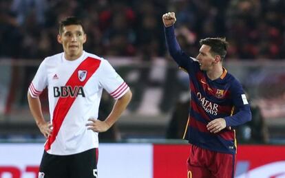 Messi festeja el primer gol del Barcelona frente al River.