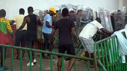 Migrantes africanos y haitianos iniciarán caravana el viernes desde Tapachula