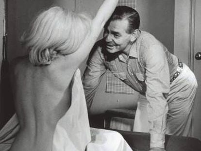 Clark Gable y Marilyn Monroe, en la secuencia del desnudo de 'Vidas rebeldes'.