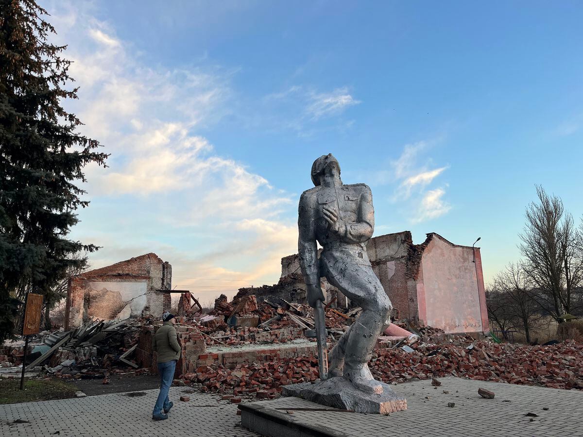 Rusia lanza a sus soldados ‘zombis’ contra Avdiivka, la trinchera más feroz de Donbás | Internacional
